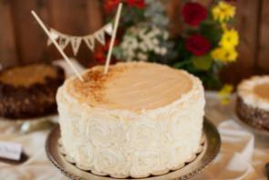 Vintage White Wedding Cake